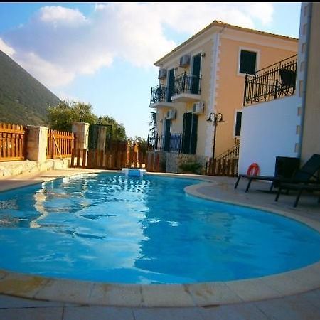 Iriana Village Inn Stavros  객실 사진